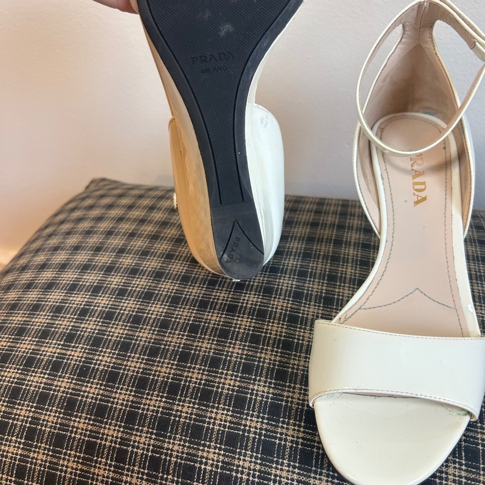 Prada White Patent Leather Wedge Sandals Ankle Strap Heels Women Size 7‎ - Picture 4 of 8